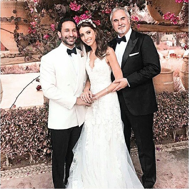 Все в сборе: Валерий Меладзе показал красавиц-дочек